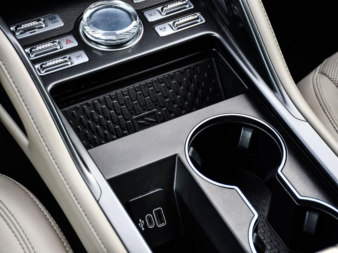 2025 Lincoln Nautilus Premiere AWD Photo