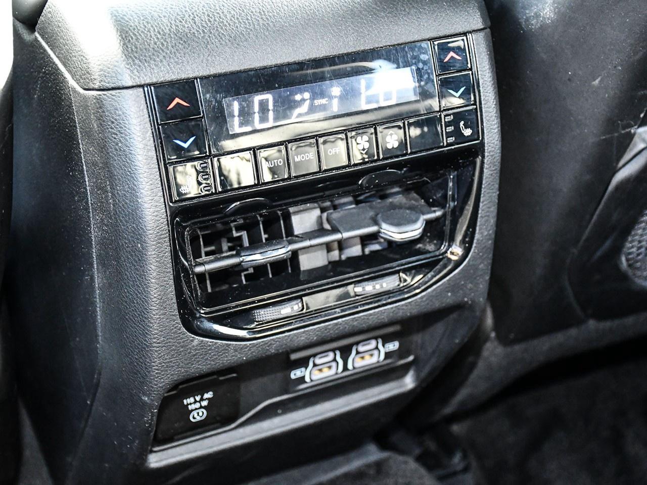 2024 Jeep Grand Cherokee OVERLAND 4X4 Photo