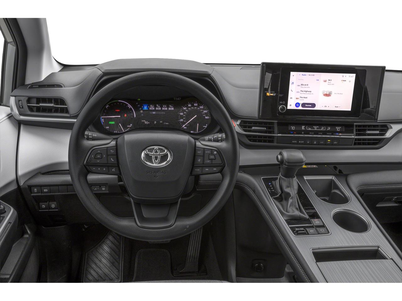 2026 Toyota Sienna Hybrid Sienna LE AWD 8-Pass Photo3