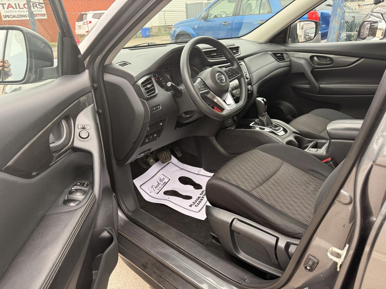 2019 Nissan Rogue AWD S Photo