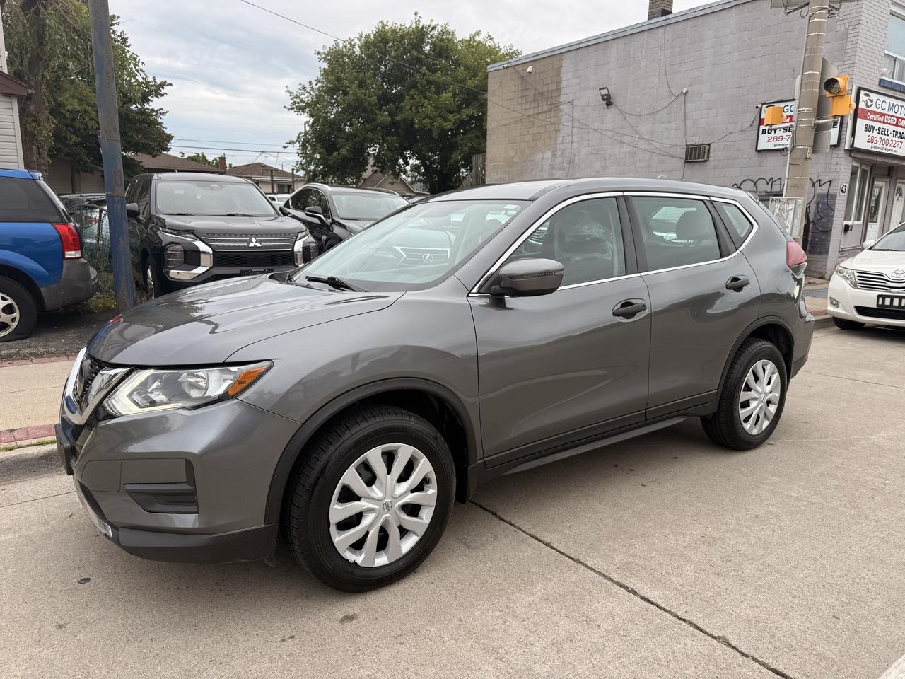 2019 Nissan Rogue AWD S Photo2
