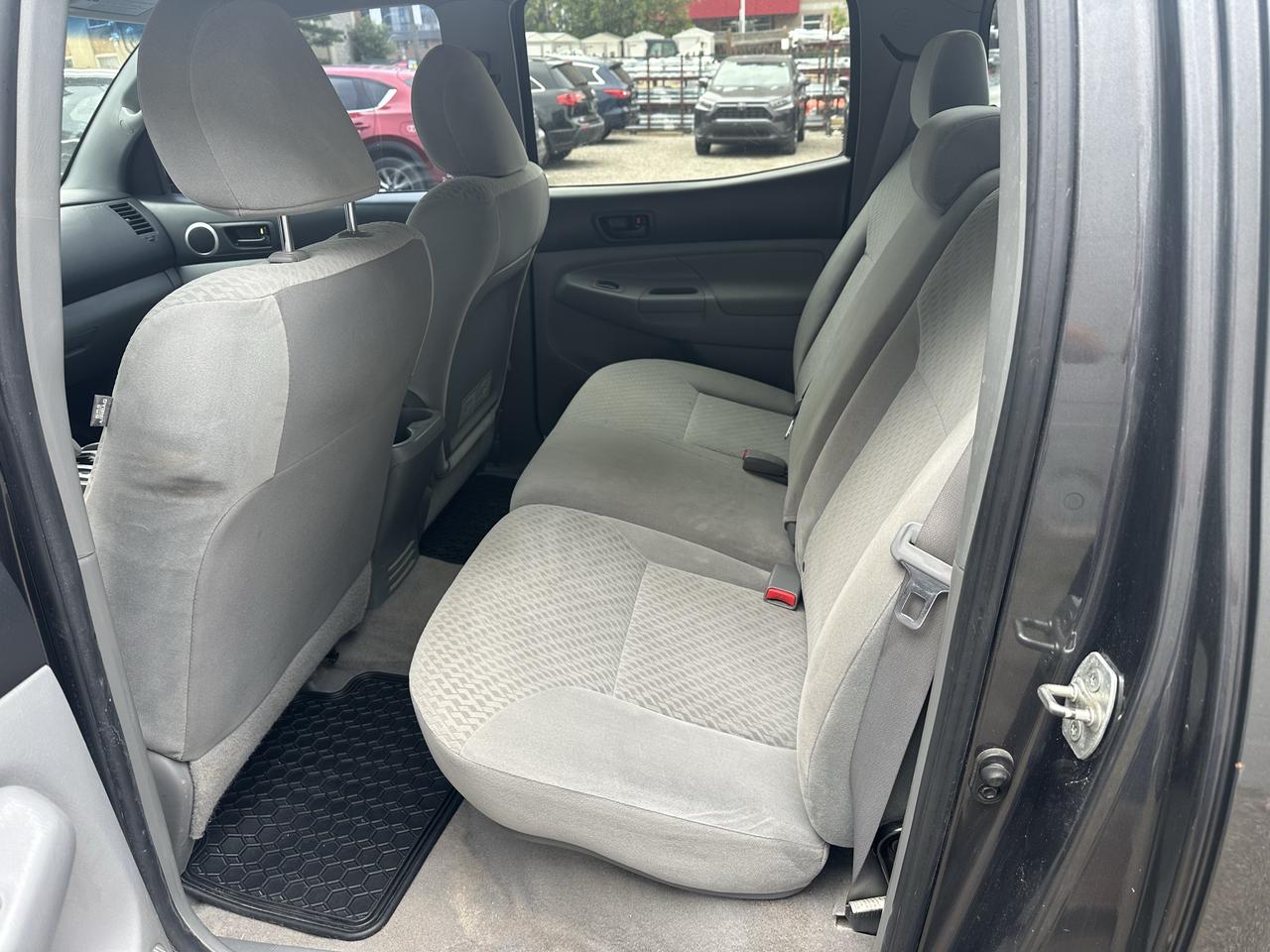 2010 Toyota Tacoma 4WD DoubleCab V6 Auto Photo