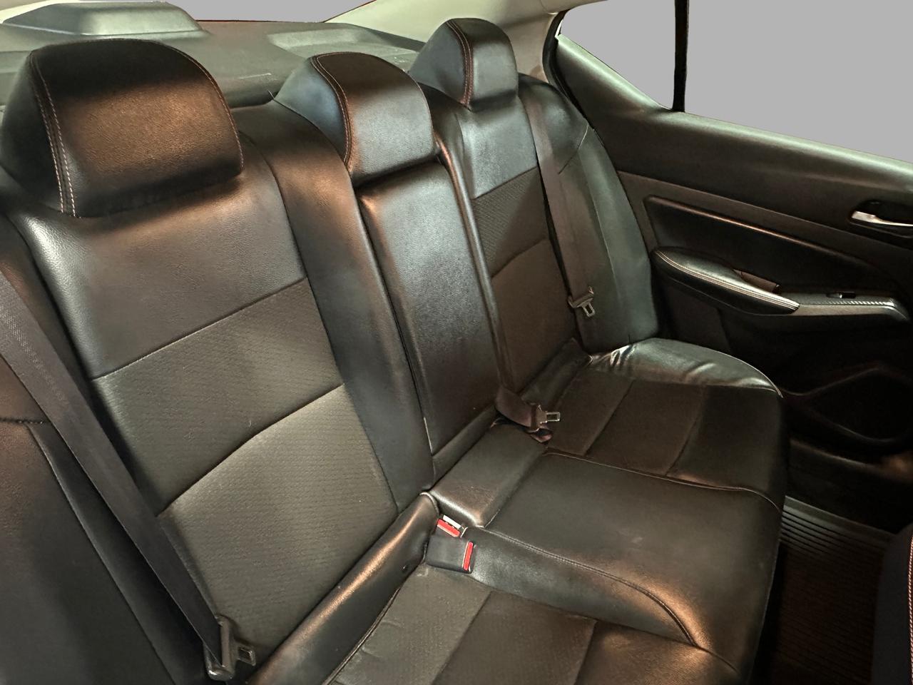 2022 Nissan Altima 2.5 SR Midnight Edition | CLEAN CARFAX | ONE OWNER Photo