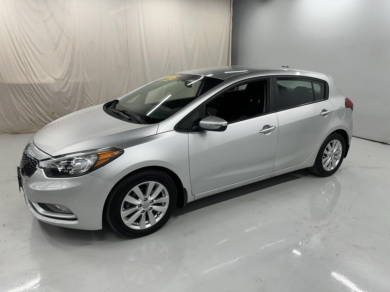 2014 Kia Forte5 LX+ Photo3