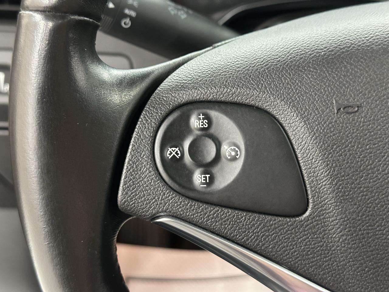 2014 Chevrolet Impala 4dr Sdn LT w/1LT Photo35