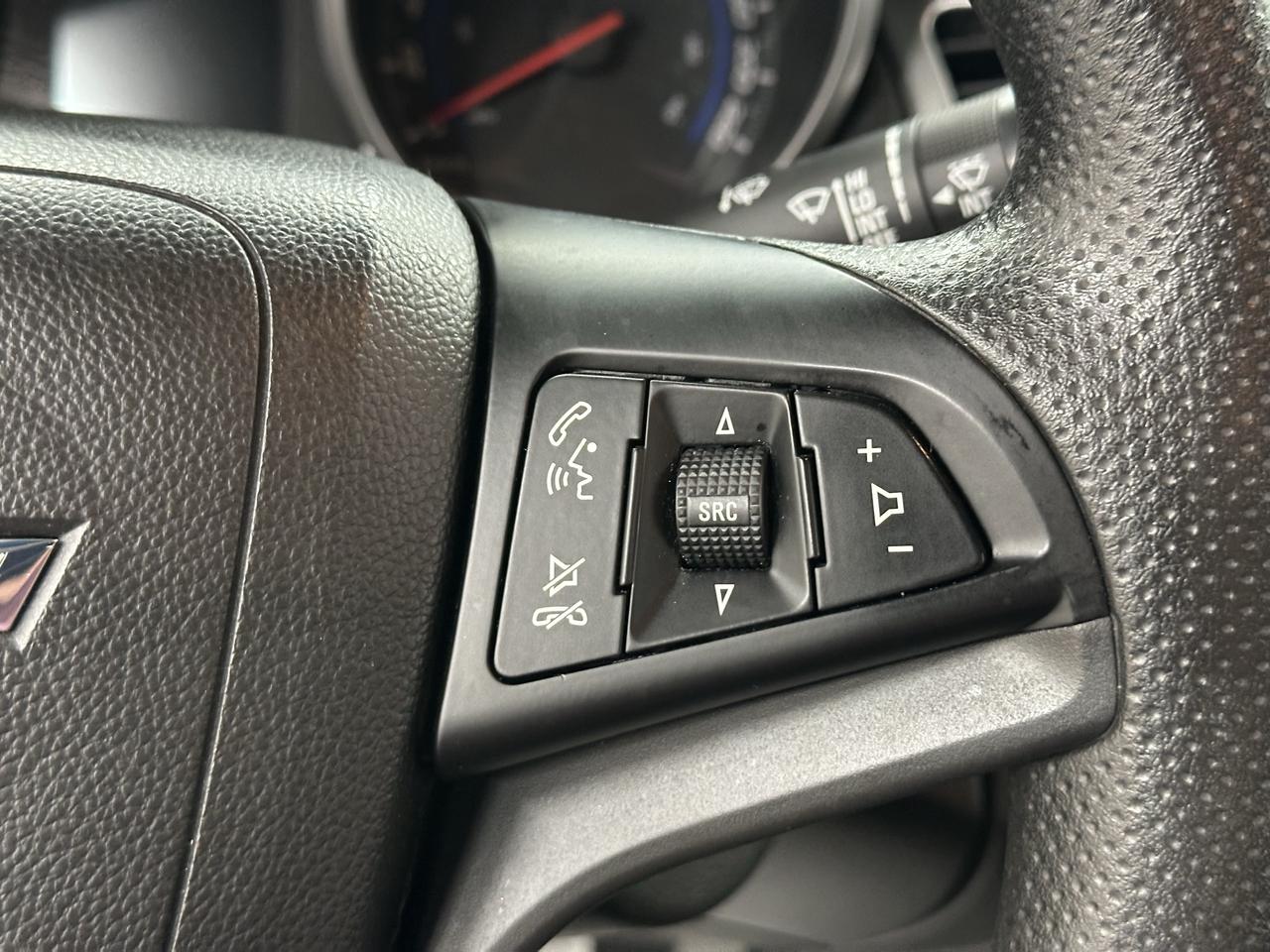 2016 Chevrolet Cruze LT Photo30