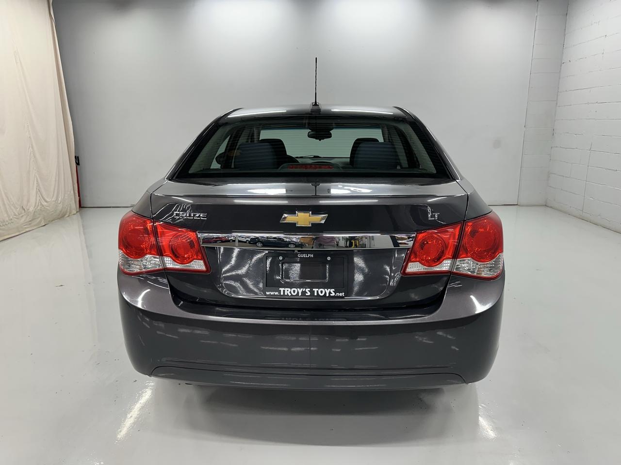 2016 Chevrolet Cruze LT Photo22