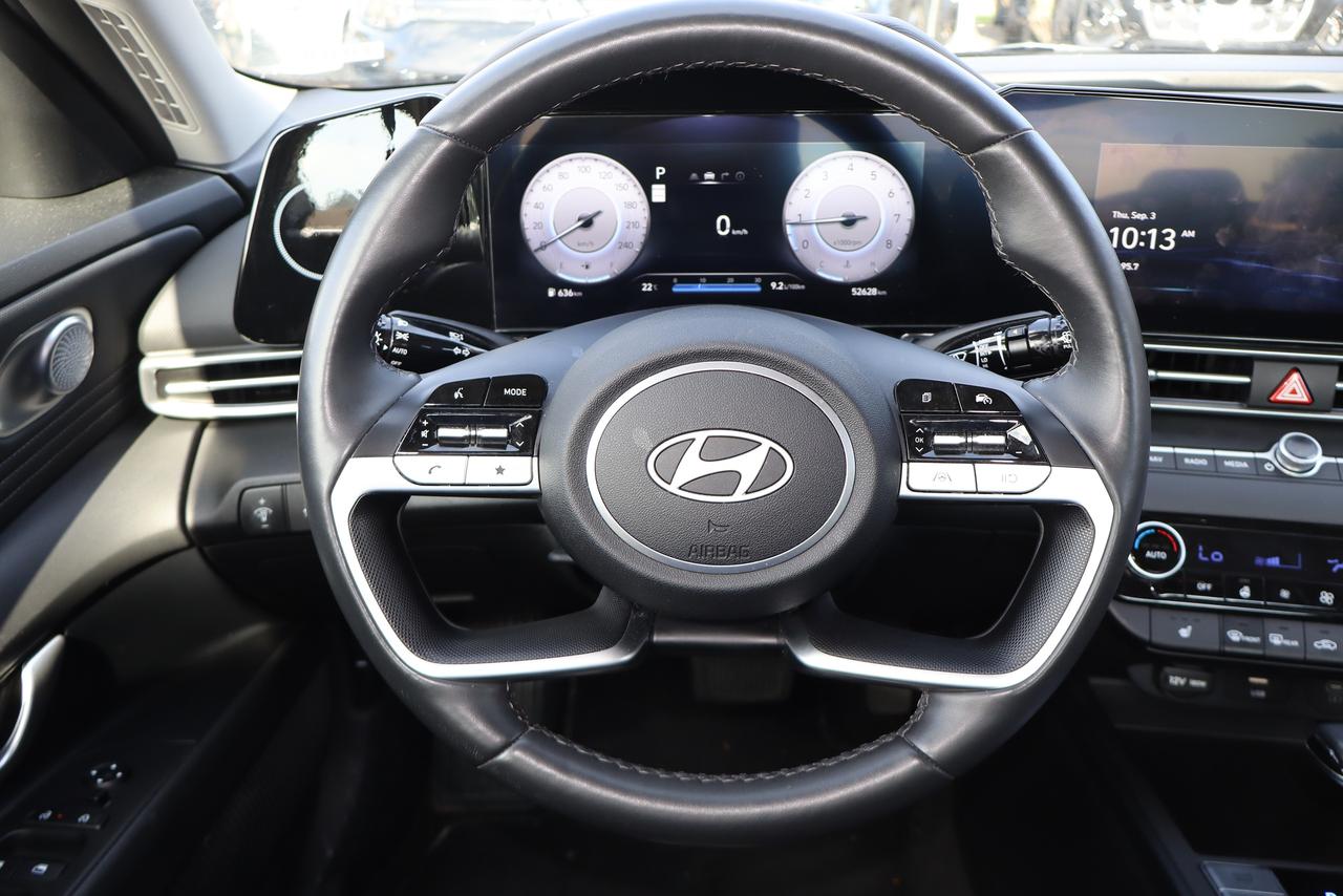 2025 Hyundai Elantra Preferred IVT w/Tech Pkg Photo