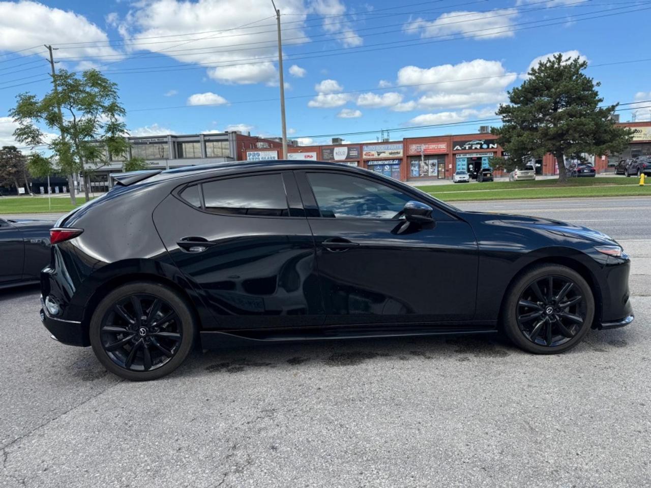 2023 Mazda MAZDA3 Sport GT W/TURBO * AWD  * LOW KILOMETERS * NAVI * SUNROO - Photo #5