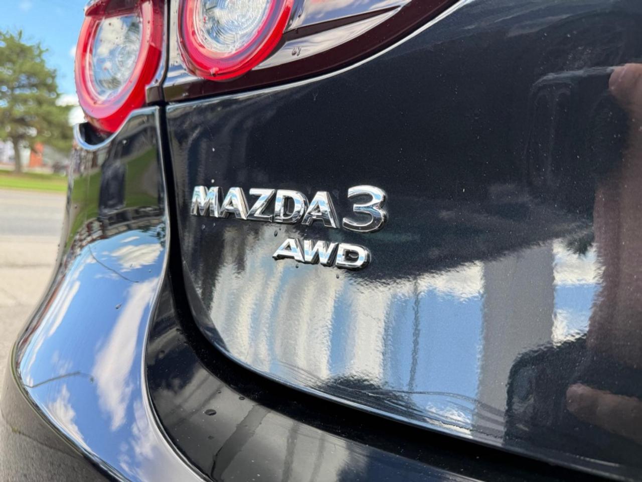 2023 Mazda MAZDA3 Sport GT W/TURBO * AWD  * LOW KILOMETERS * NAVI * SUNROO Photo