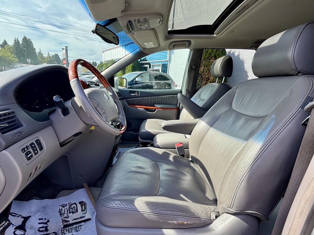 2006 Toyota Sienna FINANCING AVAILABLE Photo9