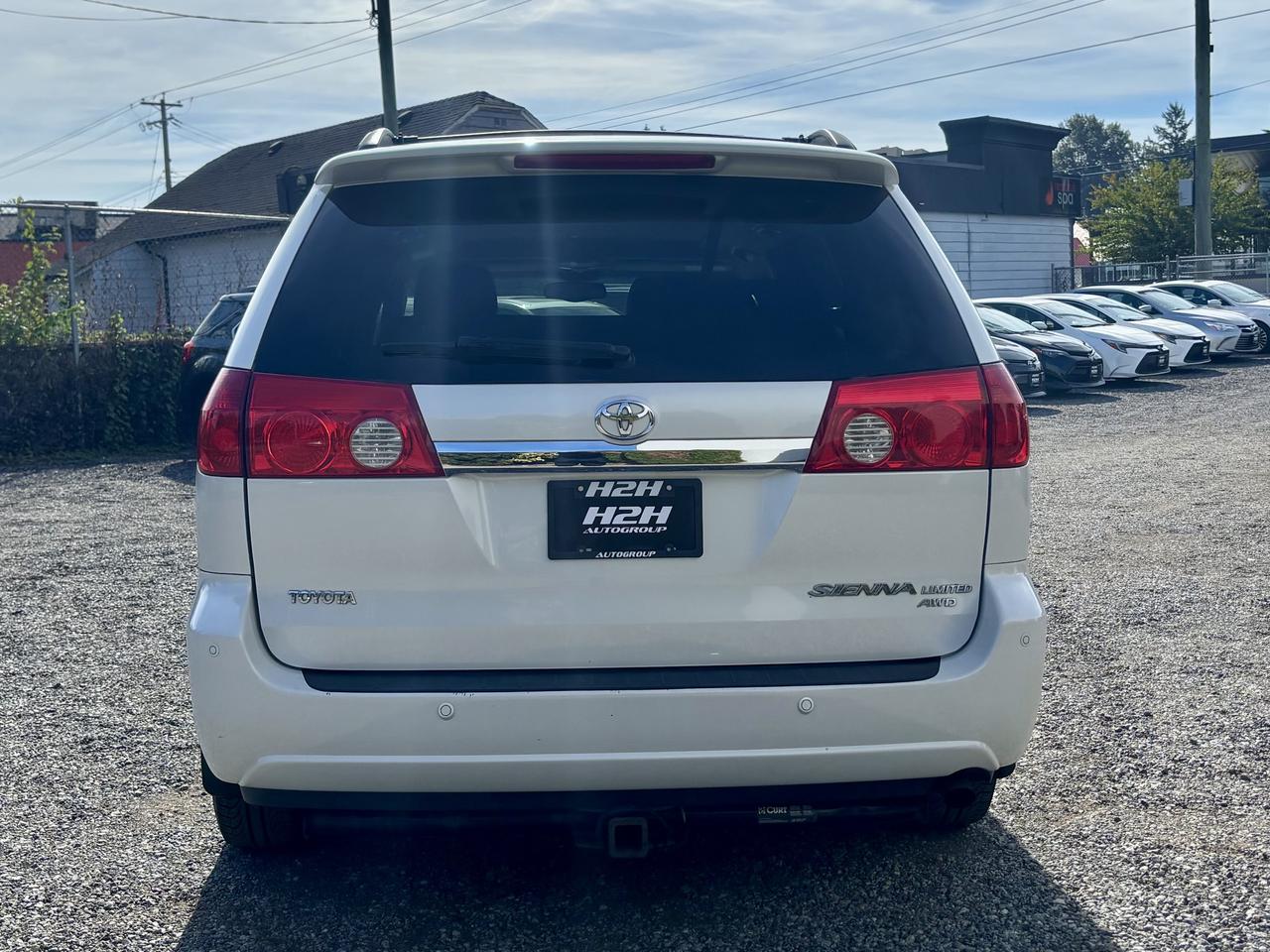 2006 Toyota Sienna FINANCING AVAILABLE Photo6