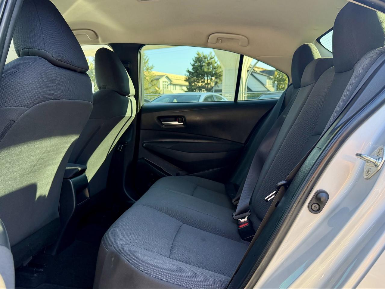 2021 Toyota Corolla FINANCING AVAILABLE Photo15