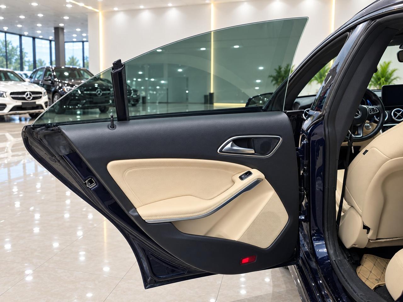 2018 Mercedes-Benz CLA-Class CLA 250 Photo