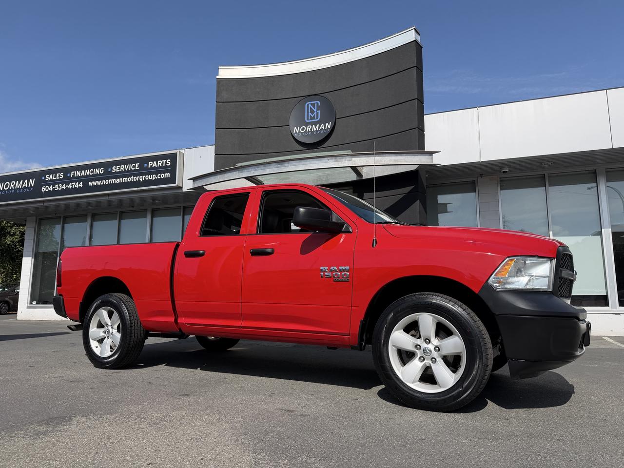 2019 RAM 1500 Classic ST 4x4 Quad Cab 6'4"BOX LEATHER B/U CAMERA - Photo #1