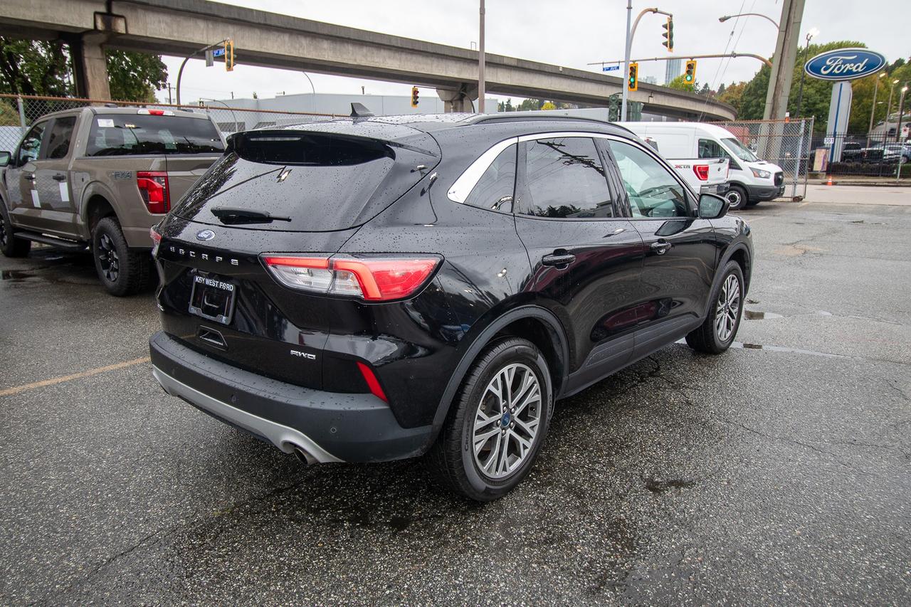 2021 Ford Escape SEL Photo4