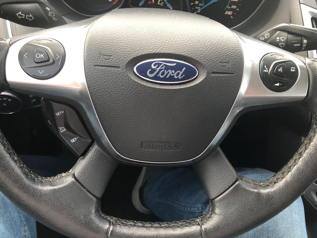 2014 Ford Focus Titanium, CERTIFIED WITH 3 YRS WARRANTY INCLUDED Photo