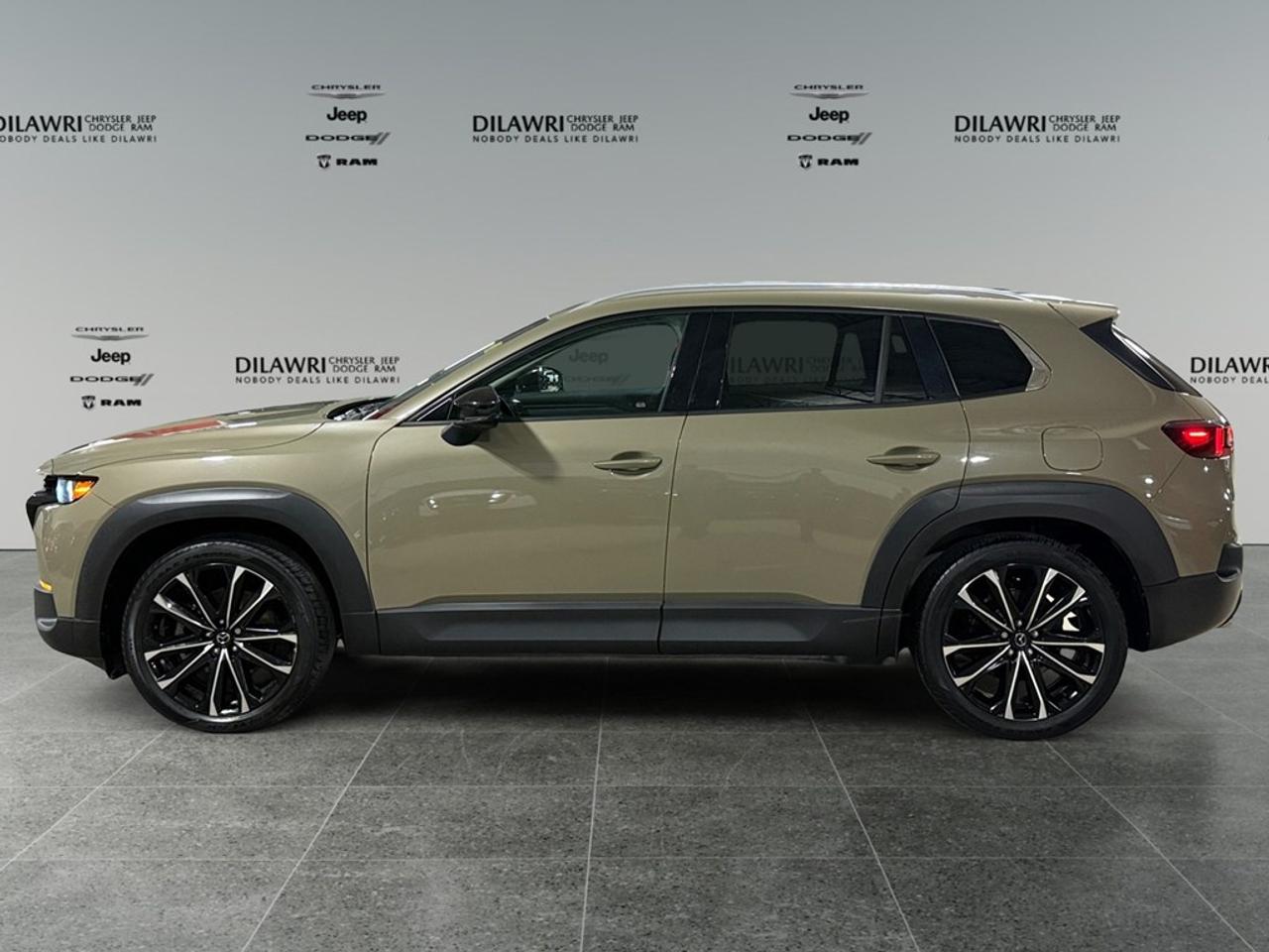 2023 Mazda CX-50 GT AWD Photo1