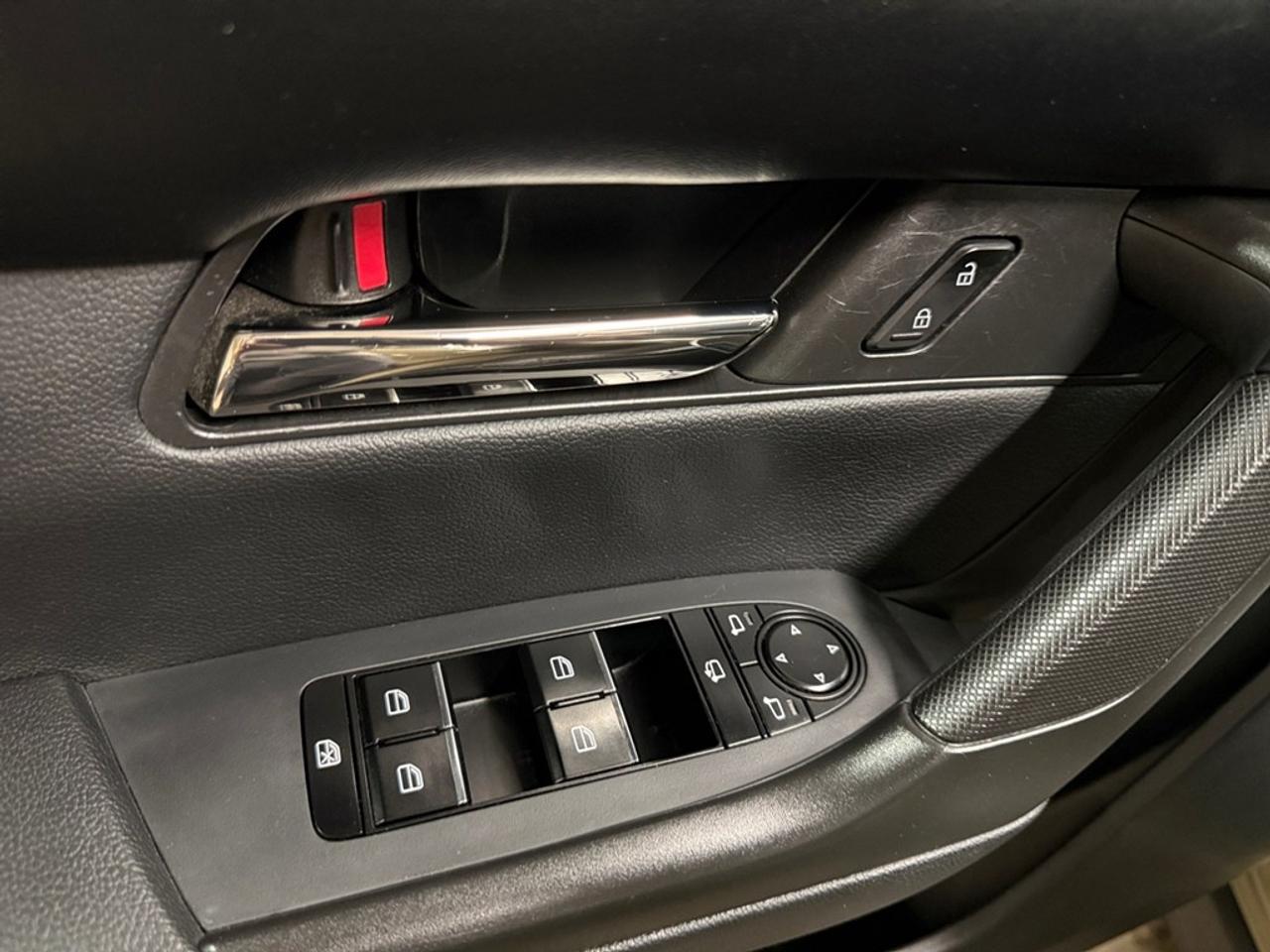 2023 Mazda CX-50 GT AWD Photo