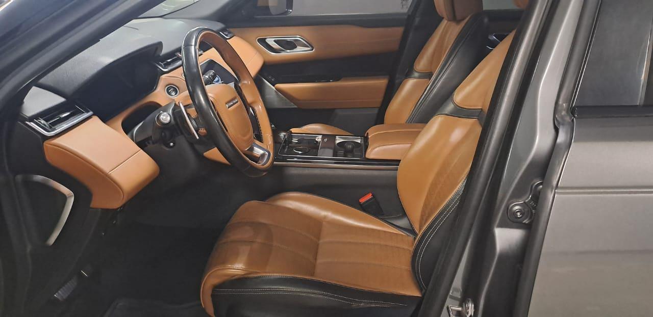 2019 Land Rover Range Rover Velar D180 R-Dynamic SE Photo4