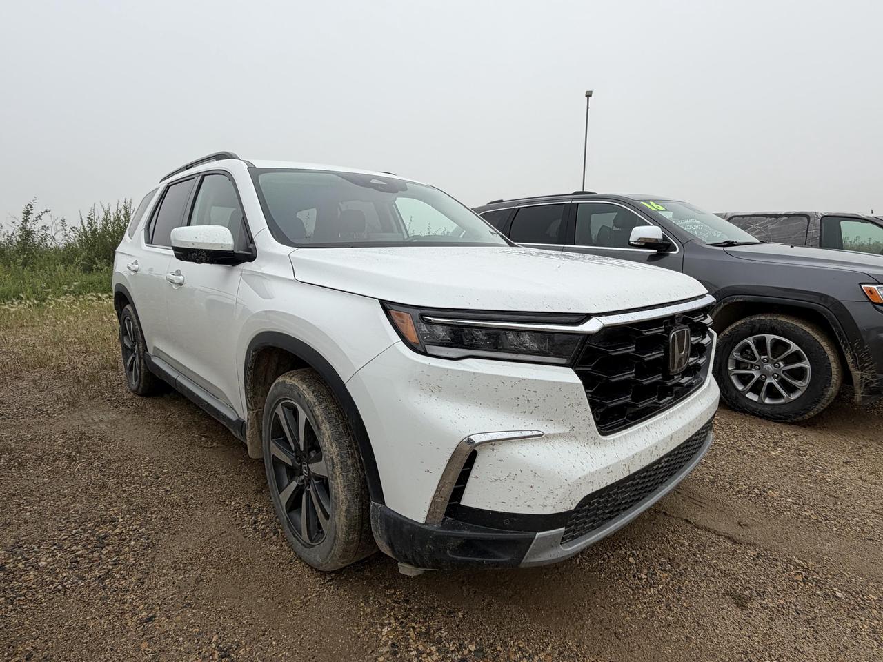 2024 Honda Pilot TOURING 3.5L V6 Photo0