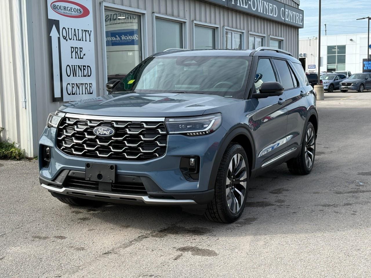 2027 Ford Explorer Platinum 4WD Photo