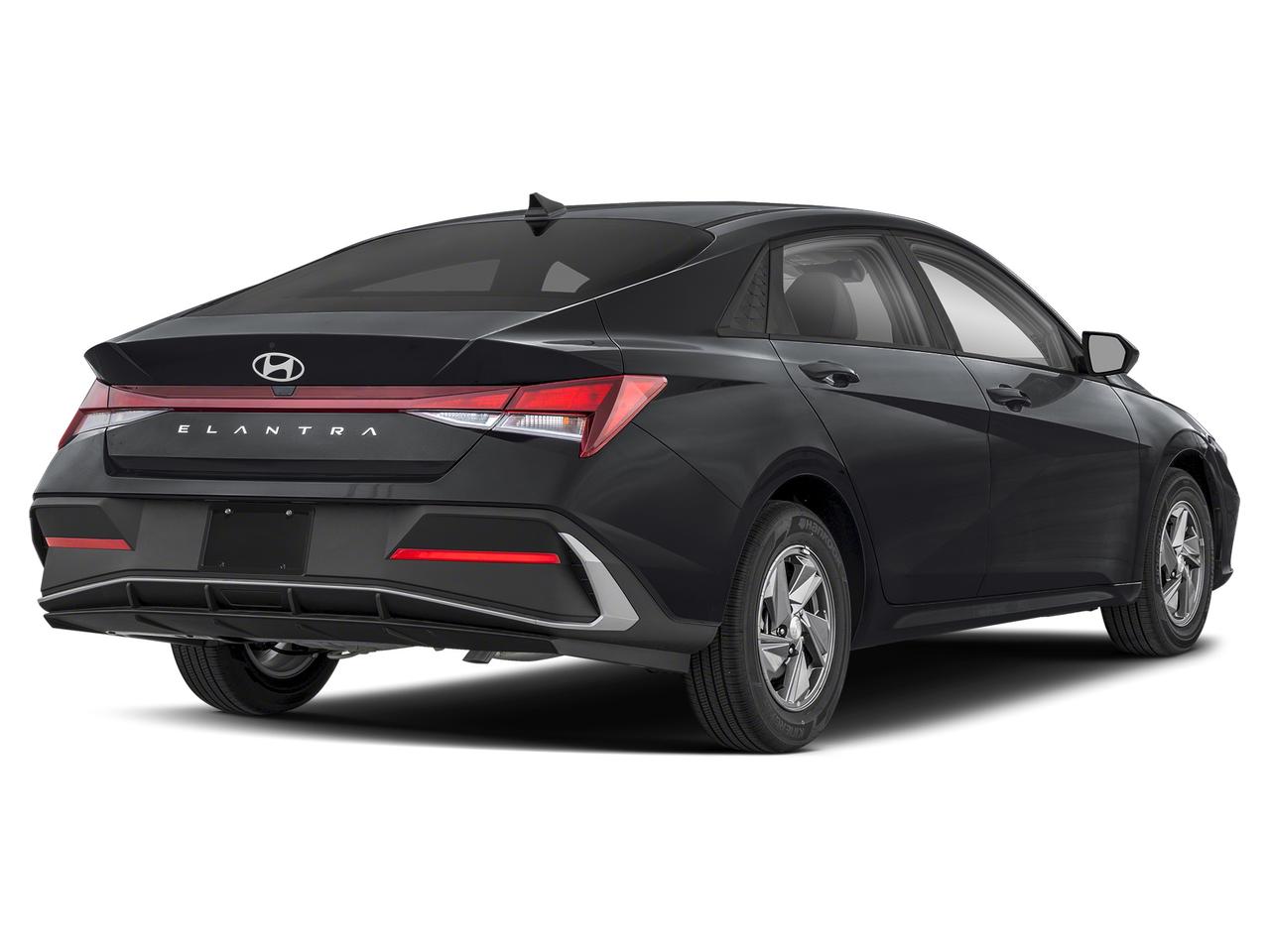 2026 Hyundai Elantra Essential Photo2
