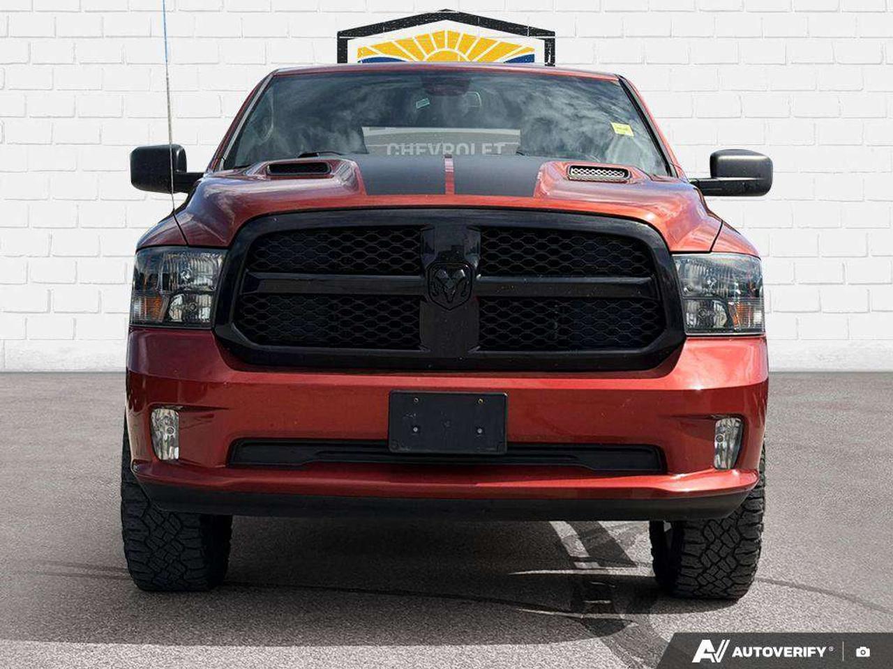 2023 RAM 1500 Express | HEMI V8 | Heated Seats Photo2