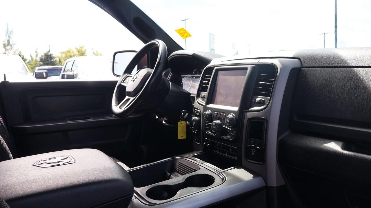 2023 RAM 1500 Express | HEMI V8 | Heated Seats Photo