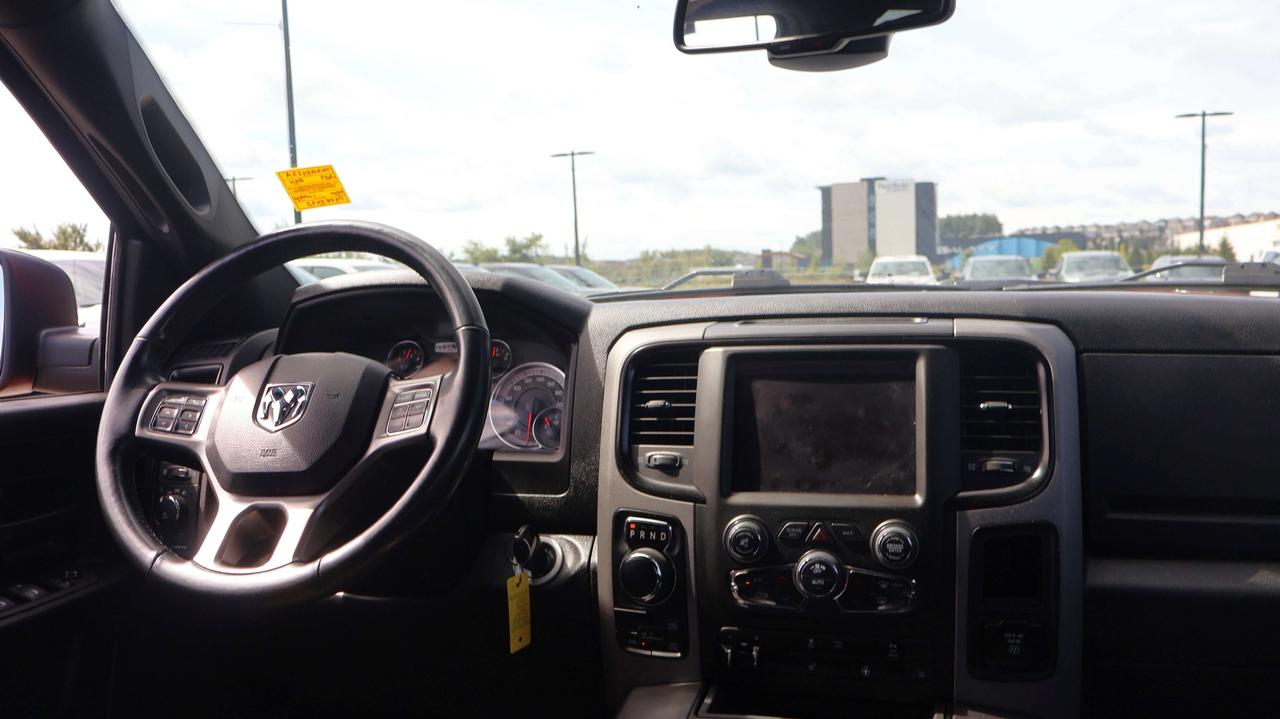 2023 RAM 1500 Express | HEMI V8 | Heated Seats Photo