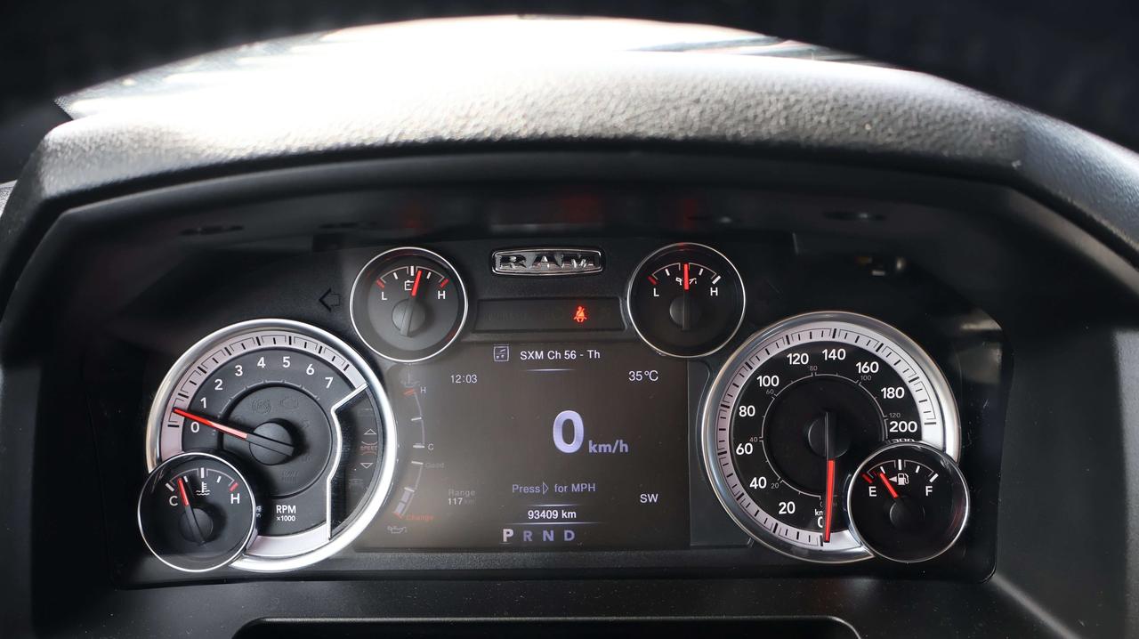 2023 RAM 1500 Express | HEMI V8 | Heated Seats Photo