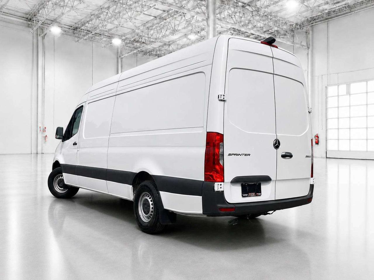 2025 Mercedes-Benz Sprinter High Roof 170" WB Diesel | No Cargo Partition |RWD Photo