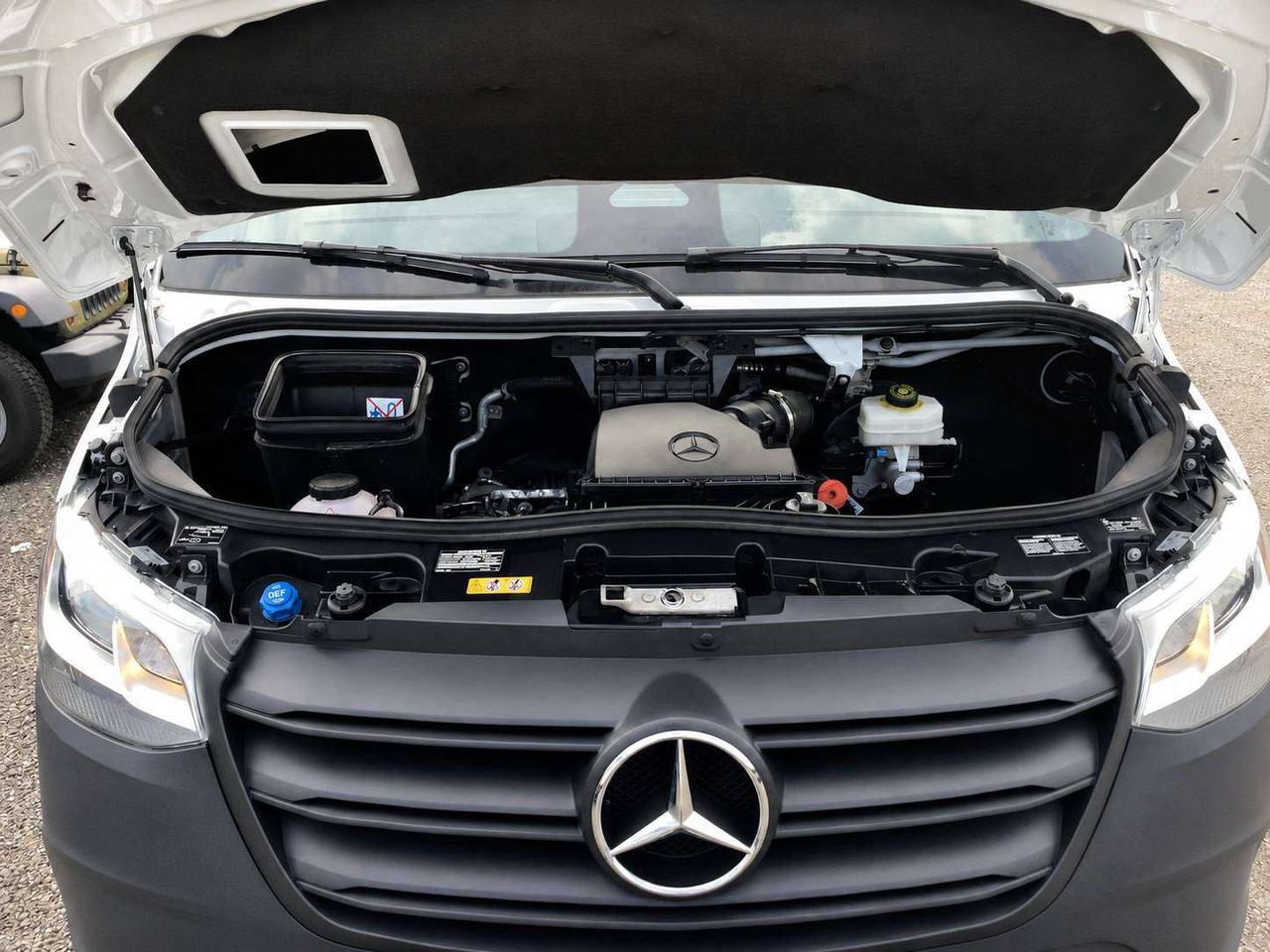 2025 Mercedes-Benz Sprinter High Roof 170" WB Diesel | No Cargo Partition |RWD Photo