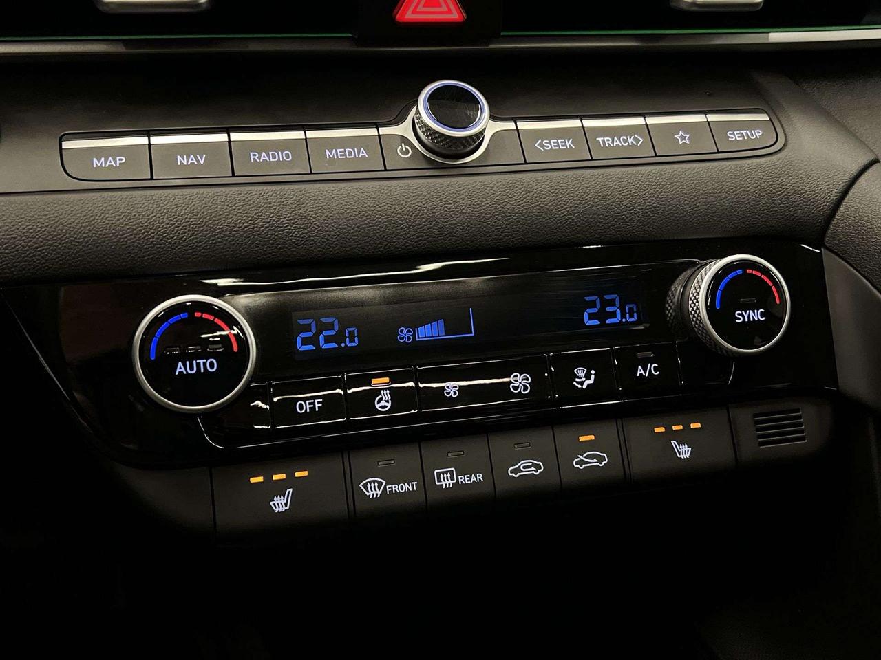 2024 Hyundai Elantra >>JUST SOLD Photo