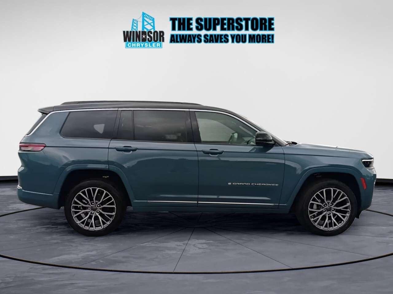 2026 Jeep Grand Cherokee Summit 4x4 Photo