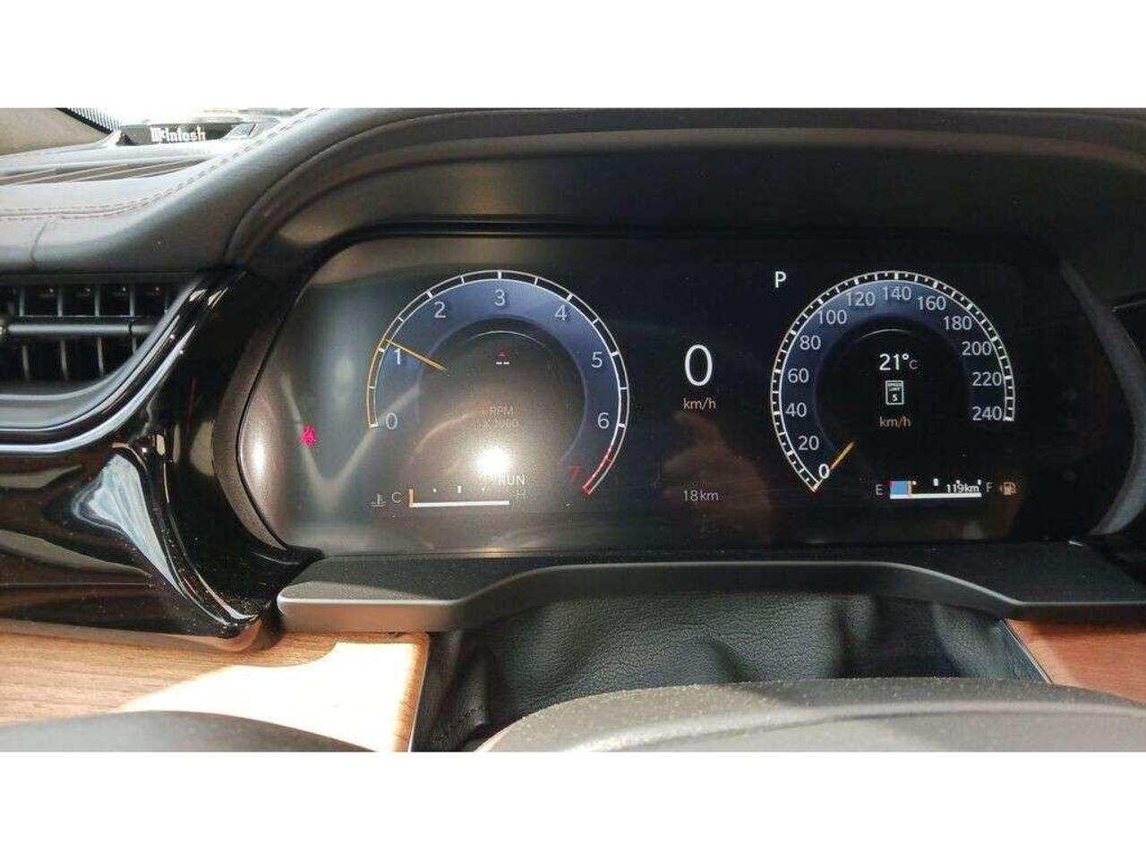 2026 Jeep Grand Cherokee Summit 4x4 Photo