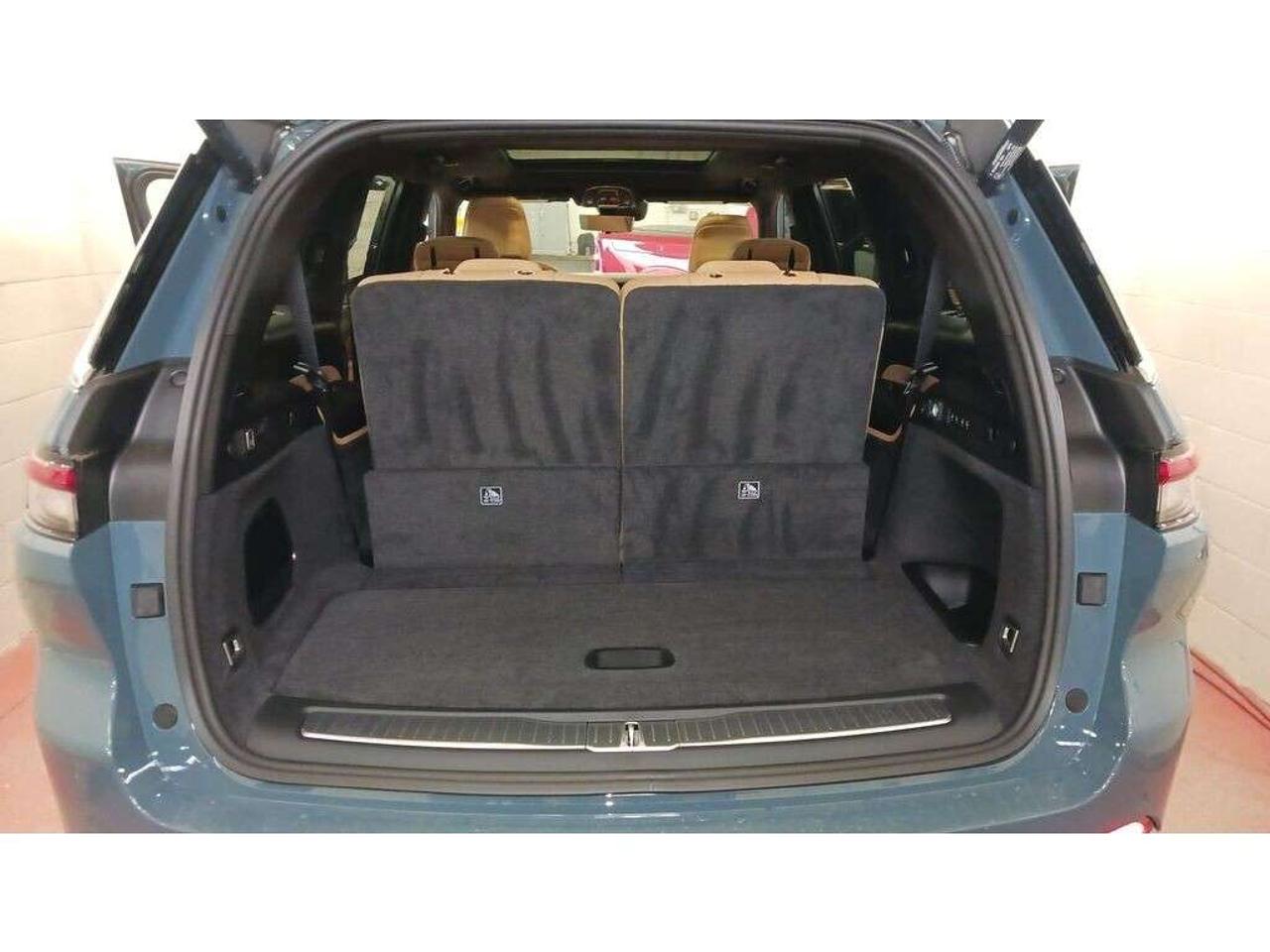 2026 Jeep Grand Cherokee Summit 4x4 Photo