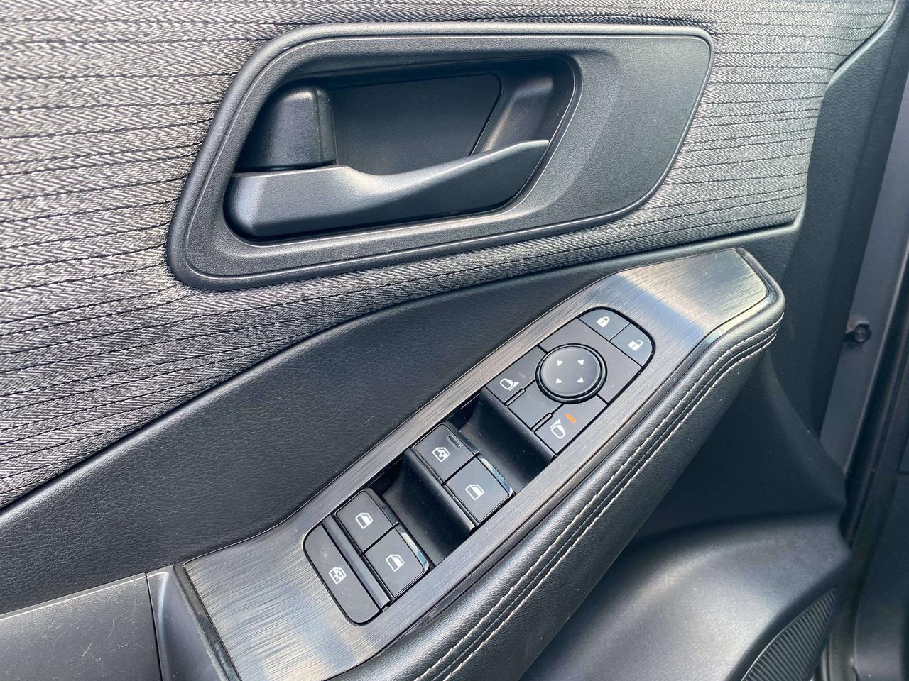 2021 Nissan Rogue S, CLEAN CARFAX, AWD, HEATED SEATS! - Photo #12