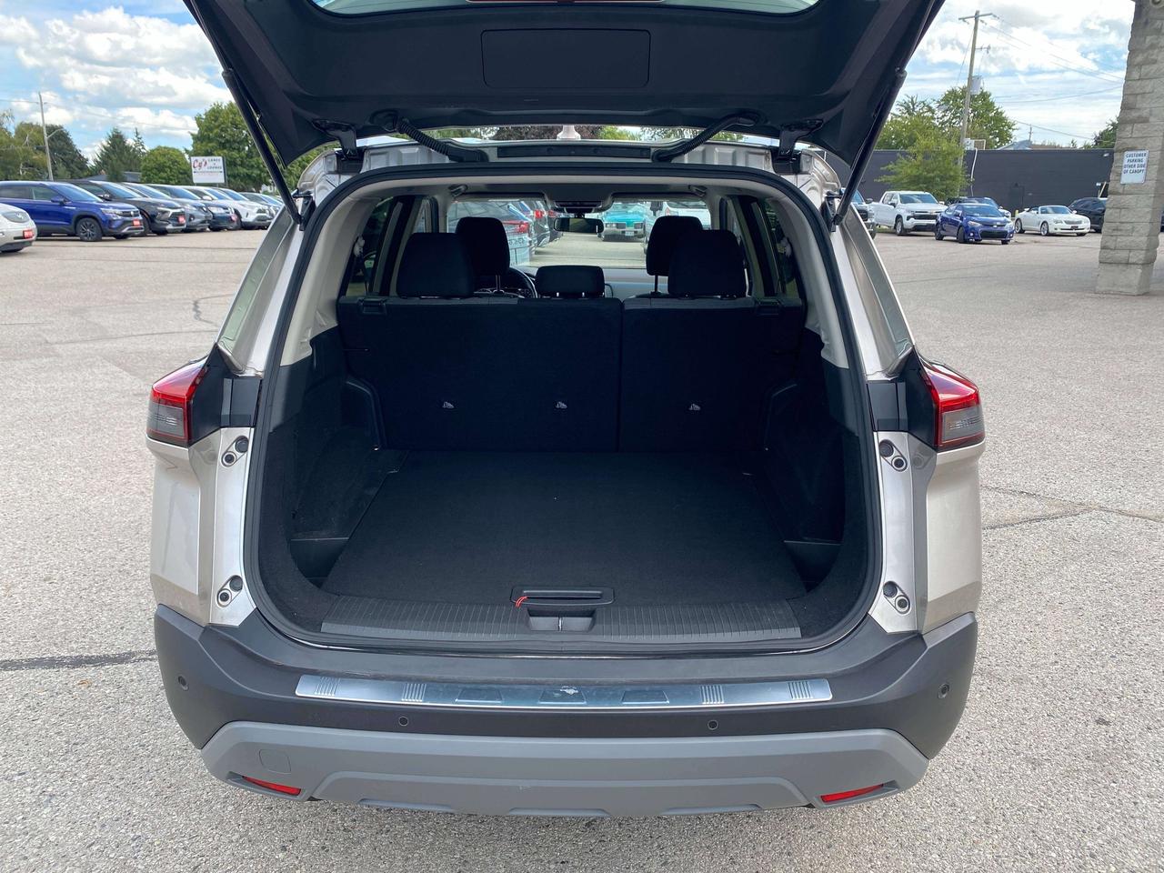 2023 Nissan Rogue SV MOONROOF, CLEAN CARFAX, AWD, REMOTE START! - Photo #20