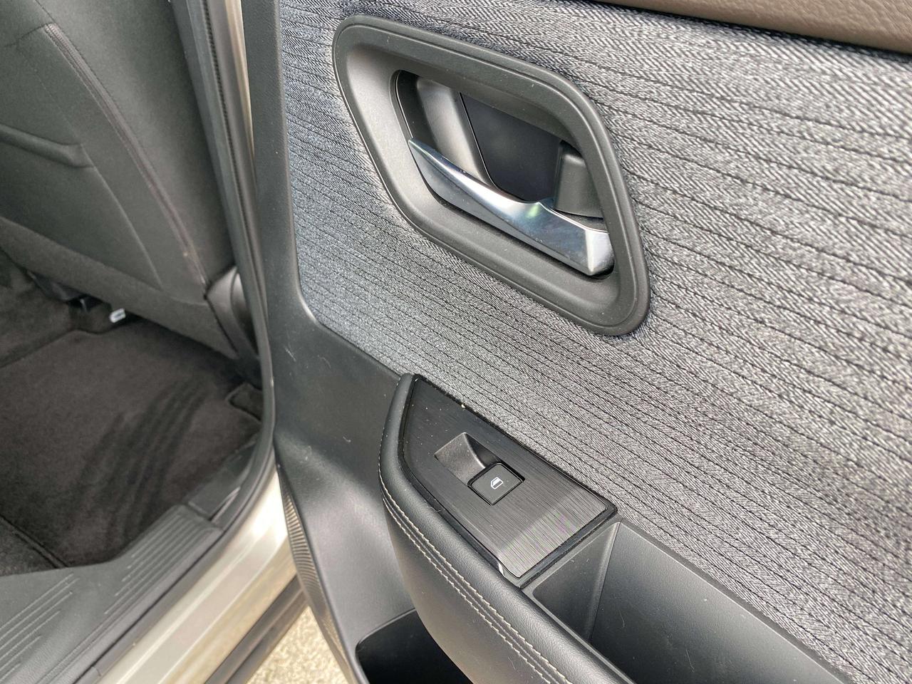 2023 Nissan Rogue SV MOONROOF, CLEAN CARFAX, AWD, REMOTE START! - Photo #23