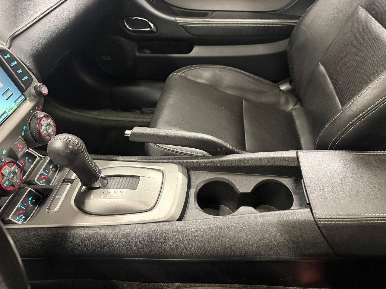 2014 Chevrolet Camaro 2LT Photo