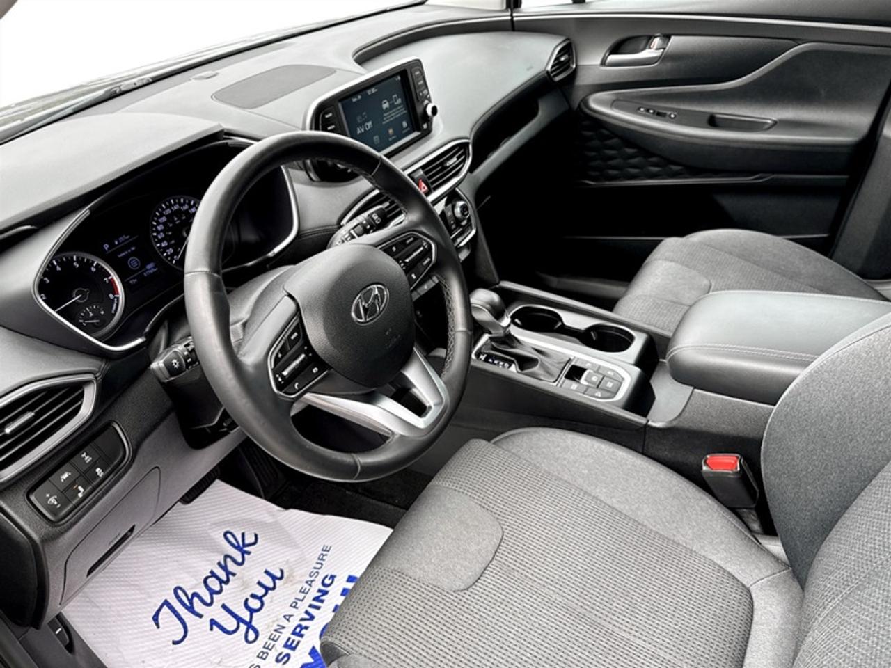 2019 Hyundai Santa Fe Preferred w/Dark Chrome Accent  *LOW KMS* Photo