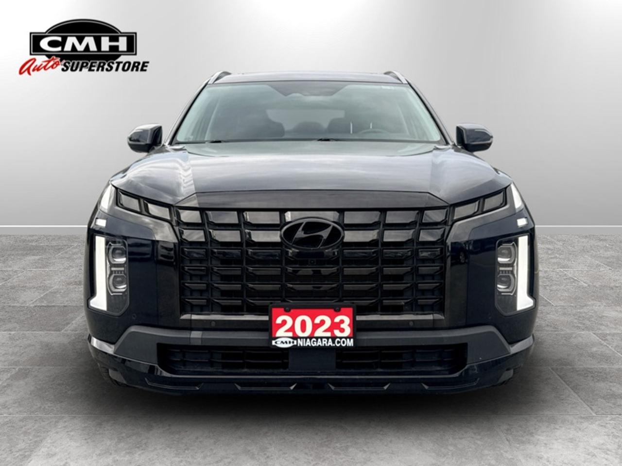 2023 Hyundai PALISADE Urban 7-Pass  **CLEAN CARFAX** Photo