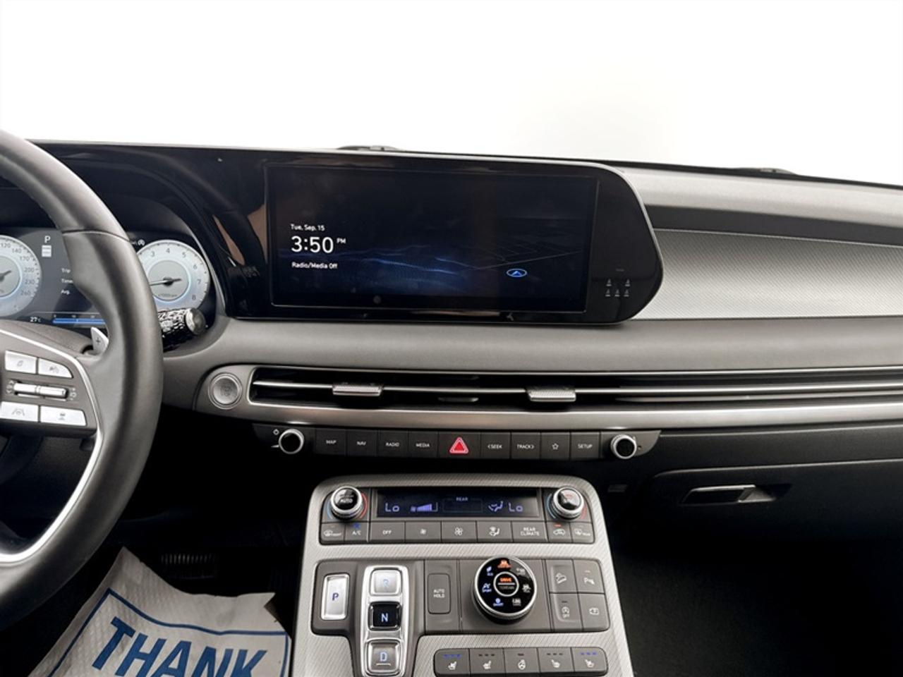 2023 Hyundai PALISADE Urban 7-Pass  **CLEAN CARFAX** Photo