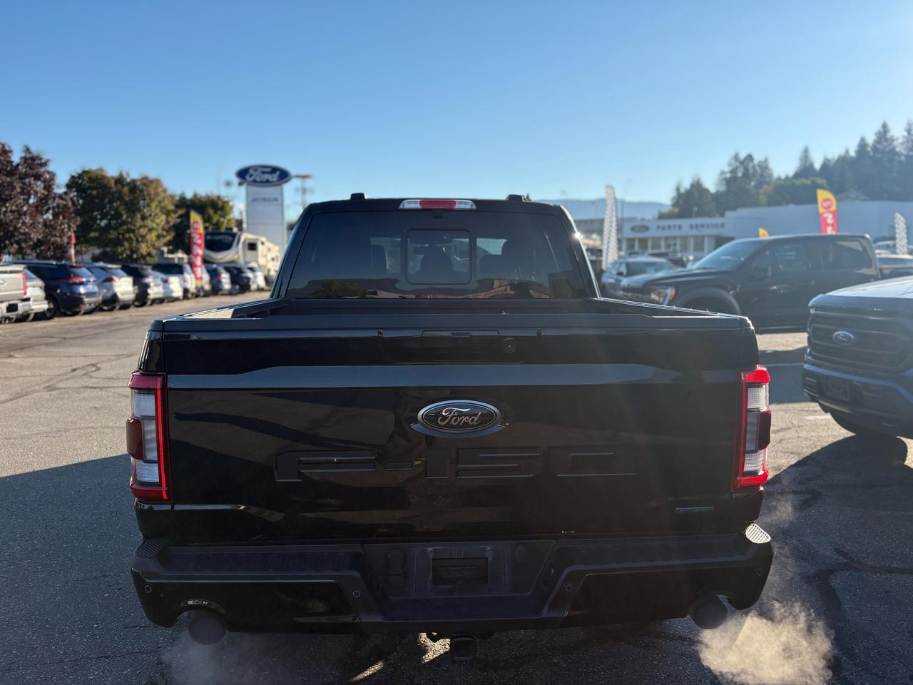 2023 Ford F-150 Lariat Photo3