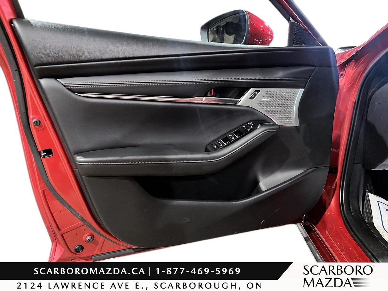 2025 Mazda MAZDA3 GT Photo