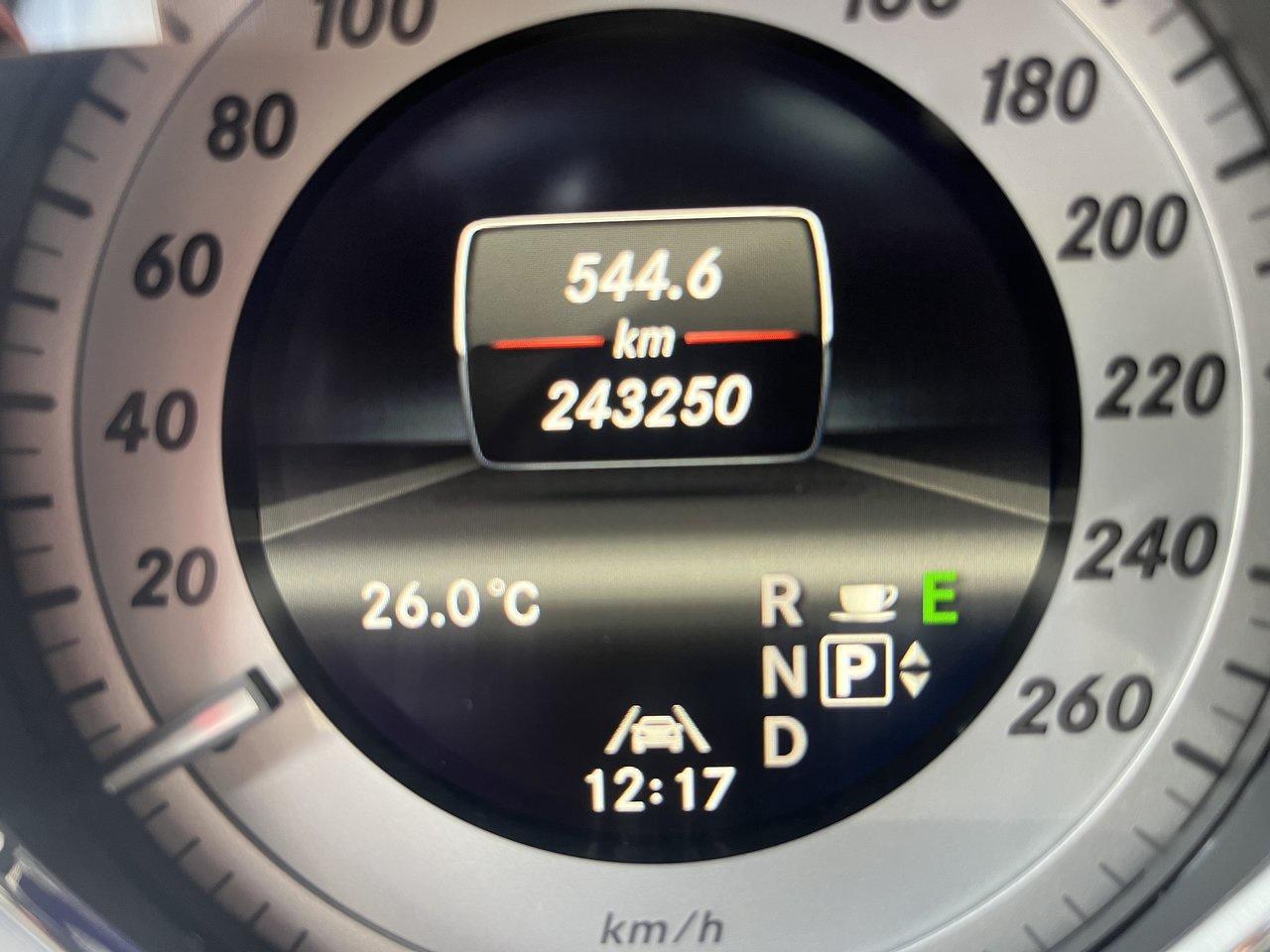 2013 Mercedes-Benz GLK-Class GLK 250 BlueTEC Photo