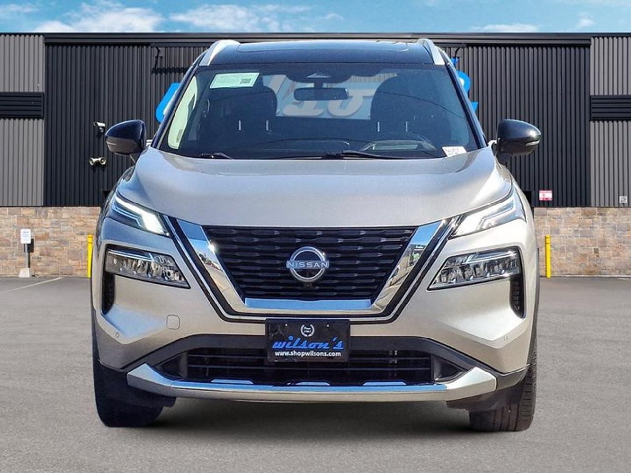 2023 Nissan Rogue Platinum AWD | Leather | Sunroof | Nav | HUD | 360 Camera | Bose | 19" Wheels | and More ! Photo