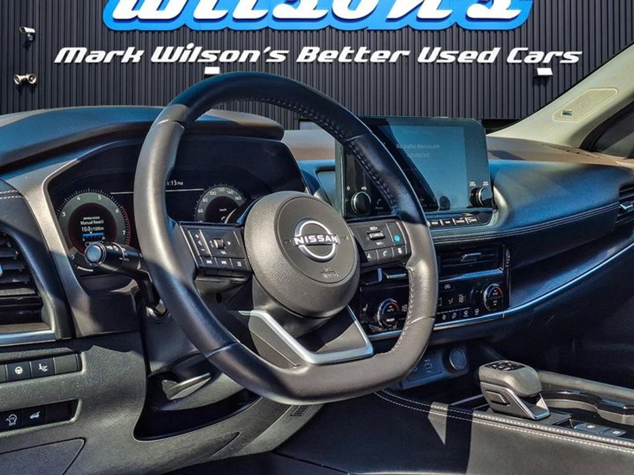2023 Nissan Rogue Platinum AWD | Leather | Sunroof | Nav | HUD | 360 Camera | Bose | 19" Wheels | and More ! Photo