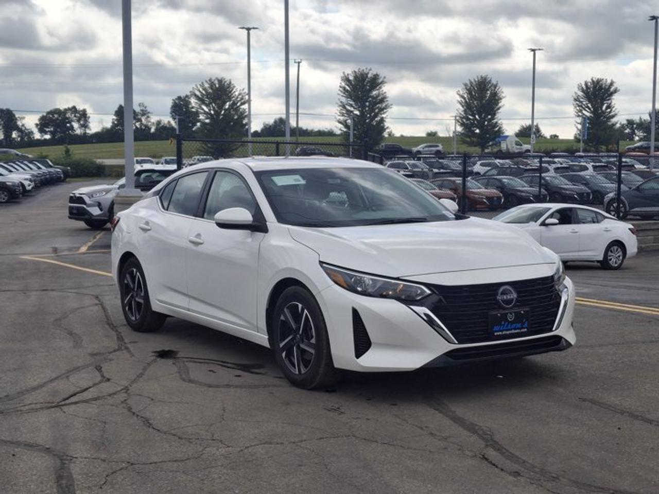 2024 Nissan Sentra SV | Sunroof | Heated Seats | Remote Start | Adaptive Cruise | Keyless Entry | Blind Spot and More ! Photo